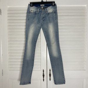 LIKE NEW Mudd Skinny Jeans Size 3